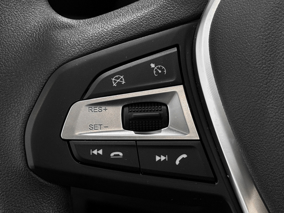 Changan Alsvin Люкс, красный