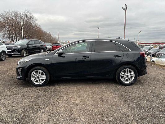 Kia Ceed Prestige, 2018 года, пробег 180268 км