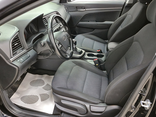 Hyundai Elantra Base, 2018 года, пробег 117594 км