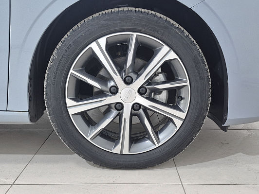 Geely Emgrand Flagship, 2023 года, пробег 40970 км
