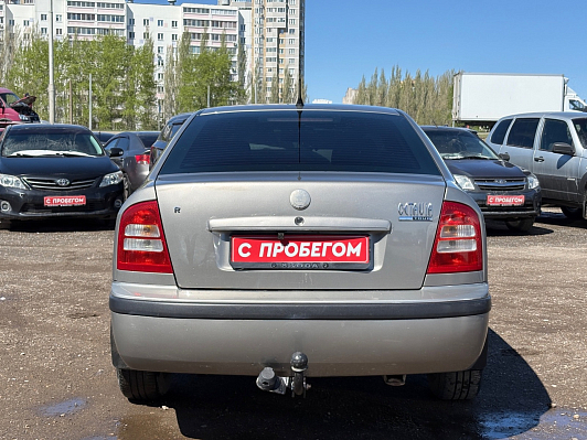 Skoda Octavia, 2008 года, пробег 370652 км