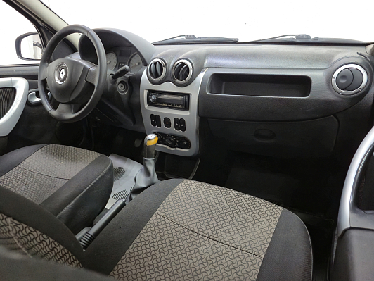 Renault Logan Prestige, 2014 года, пробег 174975 км