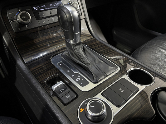 Volkswagen Touareg Business, 2014 года, пробег 192000 км