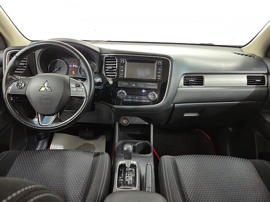 Mitsubishi Outlander Instyle, 2016 года, пробег 155949 км