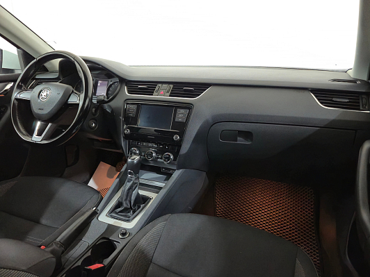 Skoda Octavia Ambition, 2017 года, пробег 71300 км