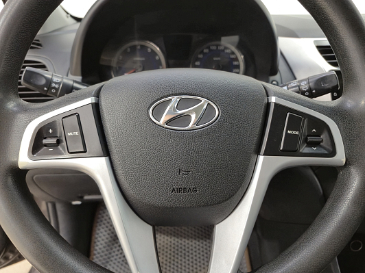 Hyundai Solaris Active, 2015 года, пробег 202968 км