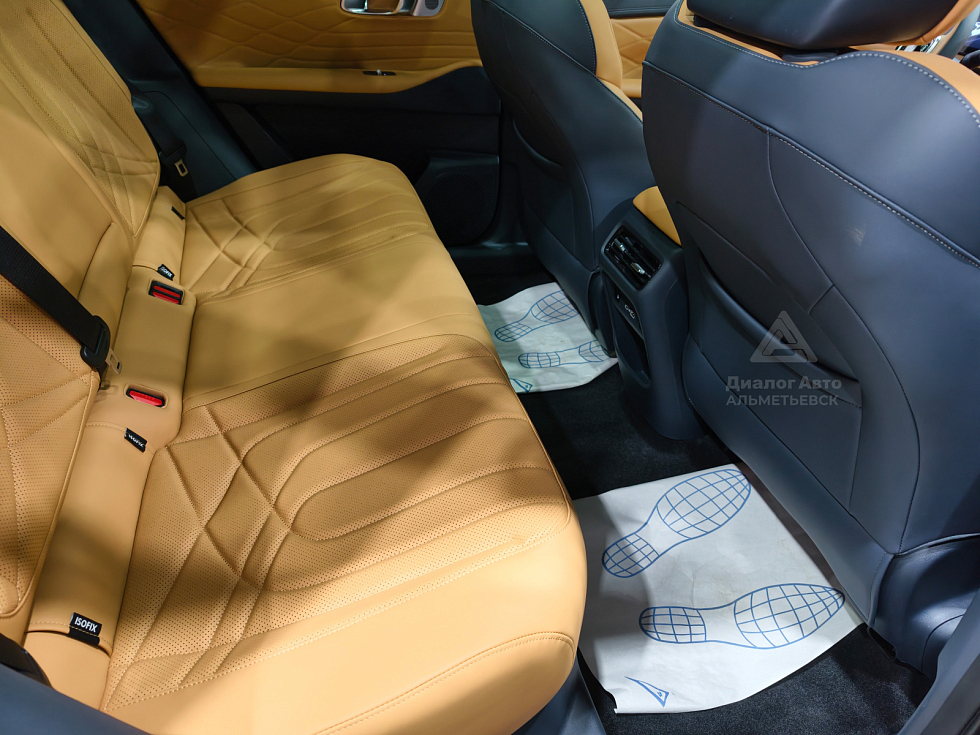 Geely EX5 EM-i Max, серый