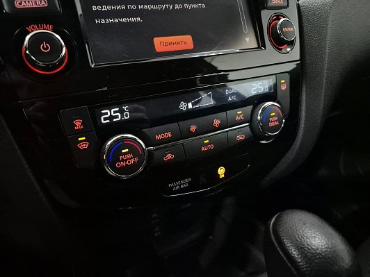 Nissan X-Trail SE+, 2017 года, пробег 129500 км
