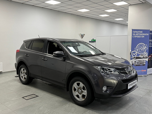 Toyota RAV4, 2013 года, пробег 121000 км