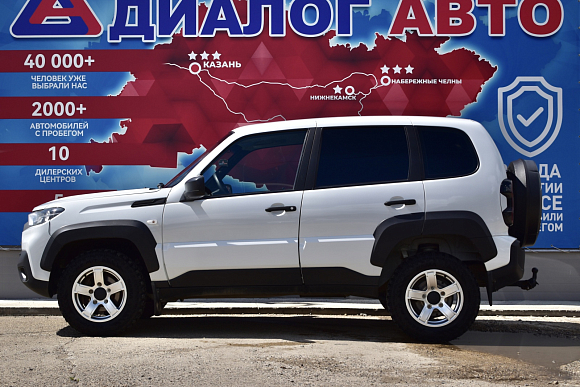 Lada (ВАЗ) Niva Luxe, 2021 года, пробег 105000 км