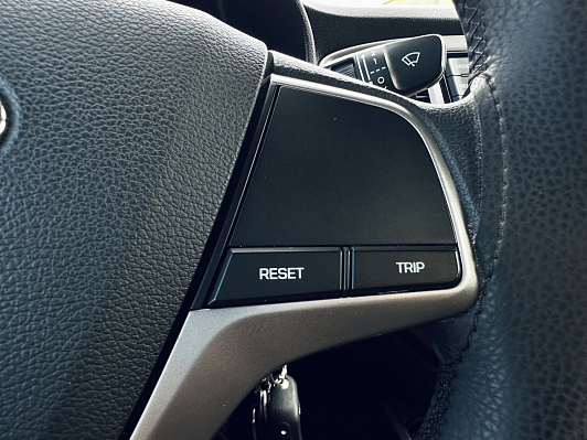 Hyundai Solaris Comfort + Winter + Safety, 2019 года, пробег 190100 км