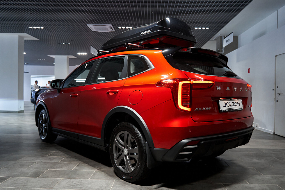 Haval Jolion Премиум, красный