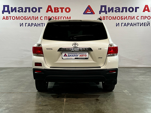 Toyota Highlander, 2012 года, пробег 182000 км