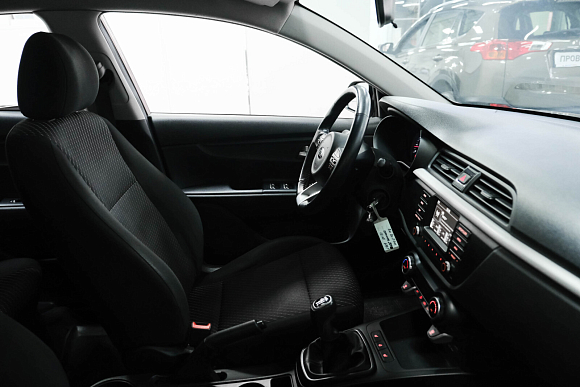 Kia Rio Luxe 2018 FWC, 2020 года, пробег 112015 км