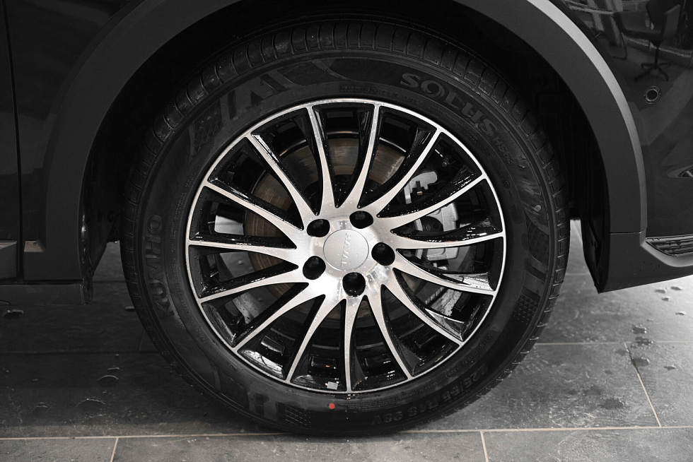 Haval Jolion Комфорт, черный