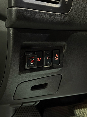 Nissan X-Trail LE High, 2011 года, пробег 222000 км