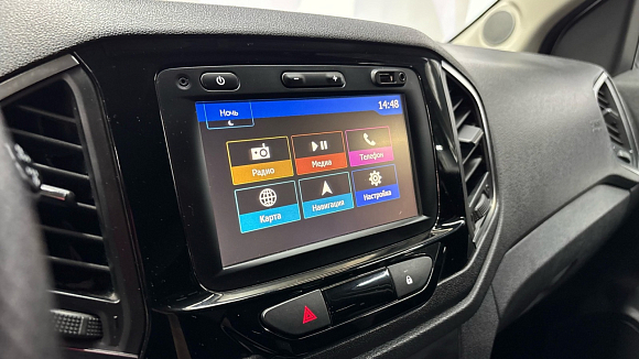 Lada (ВАЗ) XRAY Luxe, 2016 года, пробег 88000 км