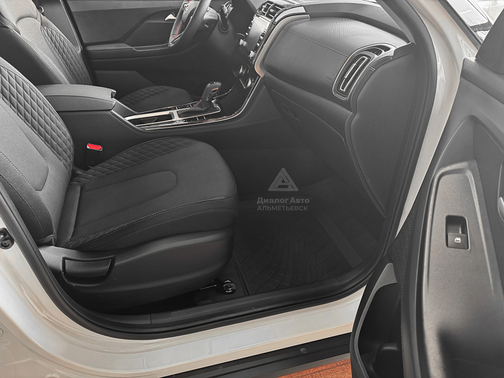 Solaris HC Lifestyle, белый