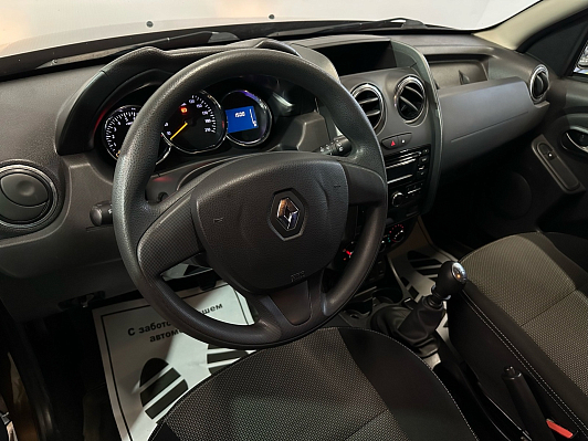 Renault Duster Life, 2015 года, пробег 194000 км