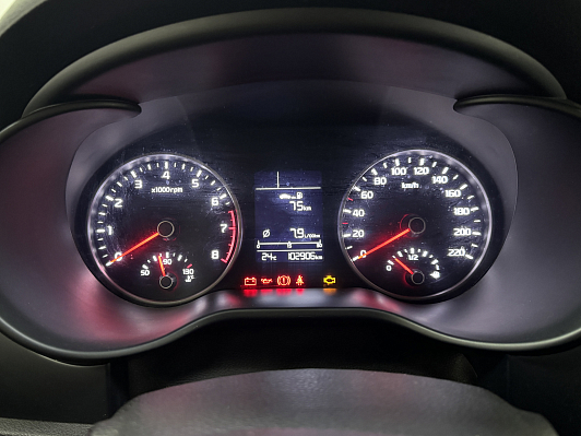 Kia Rio Comfort, 2018 года, пробег 102000 км