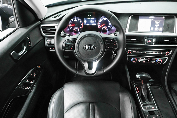 Kia Optima Luxe, 2018 года, пробег 171796 км