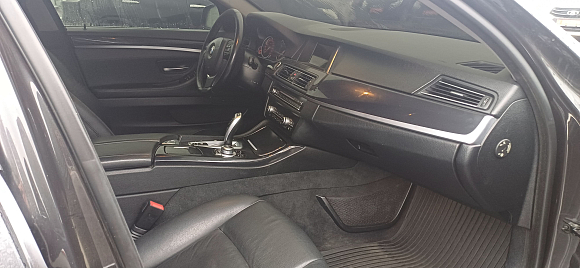 BMW 5 серии, 2016 года, пробег 235039 км
