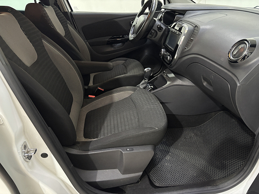 Renault Kaptur Extreme, 2016 года, пробег 104427 км