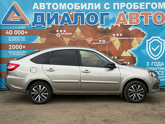 Lada (ВАЗ) Granta Comfort Light, 2022 года, пробег 50000 км
