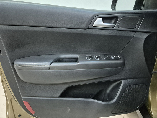 Kia Sportage, 2018 года, пробег 130955 км