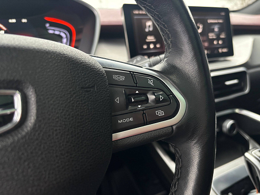 Geely Coolray Flagship, 2021 года, пробег 140055 км