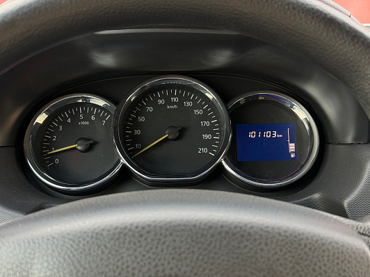 Renault Duster Expression, 2017 года, пробег 101103 км