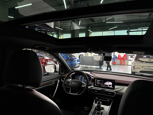 Geely Coolray Flagship, 2021 года, пробег 31000 км