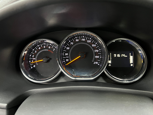 Renault Logan Stepway Life, 2020 года, пробег 91613 км