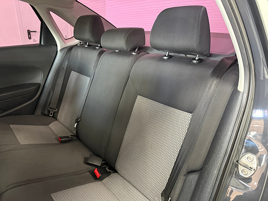Volkswagen Polo Comfortline, 2013 года, пробег 230000 км