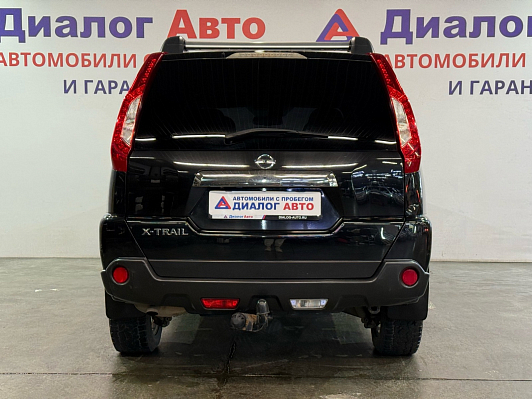 Nissan X-Trail LE High, 2011 года, пробег 222000 км