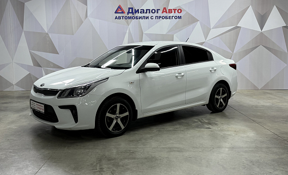 Kia Rio Luxe RED Line, 2019 года, пробег 121112 км