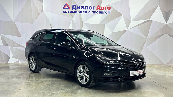 Opel Astra, 2017 года, пробег 158781 км