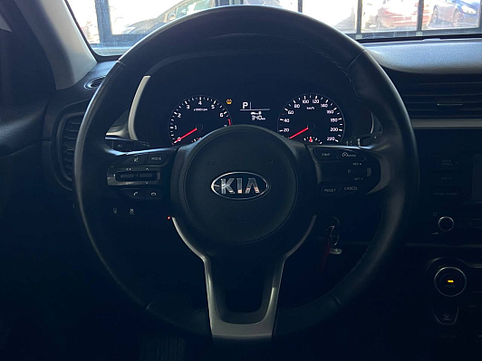 Kia Rio Luxe, 2021 года, пробег 99383 км