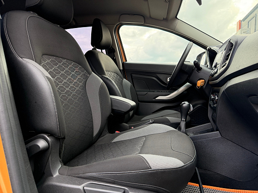 Lada (ВАЗ) XRAY Comfort, 2019 года, пробег 181000 км