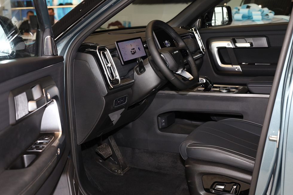 Jaecoo J7 Active, серый