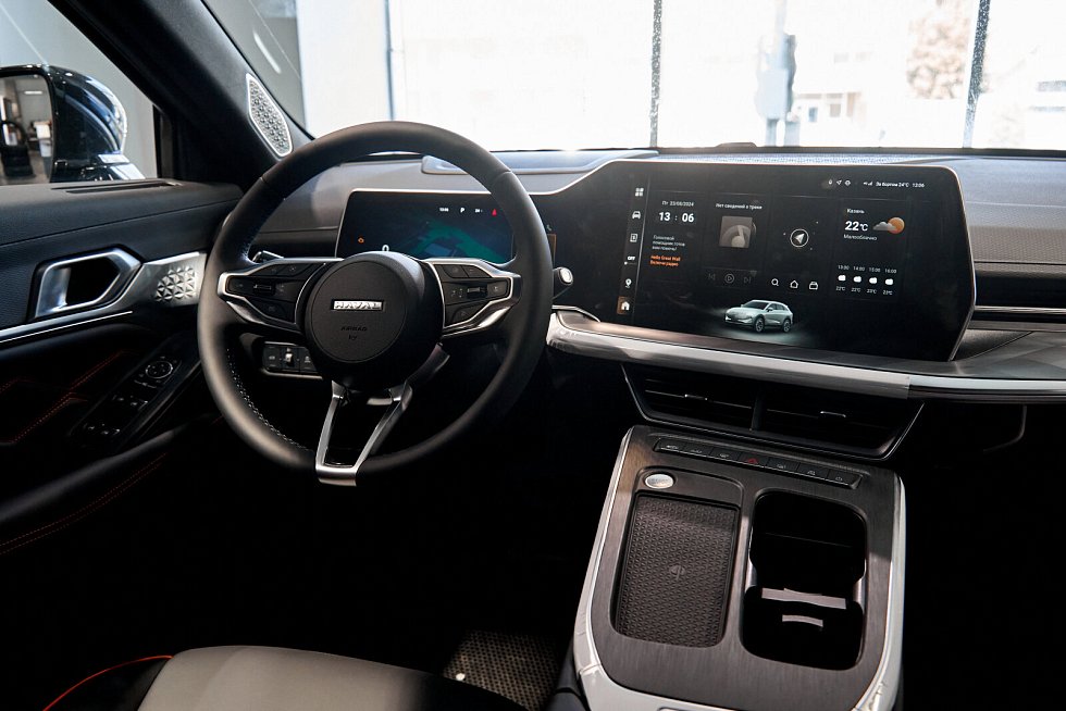 Haval F7 Премиум, черный