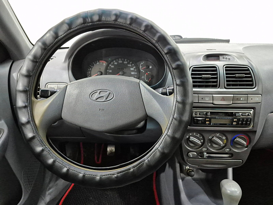 Hyundai Accent, 2004 года, пробег 186615 км