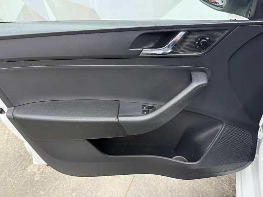 Skoda Rapid Ambition, 2016 года, пробег 50028 км