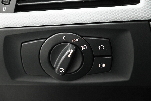 BMW 3 серии, 2011 года, пробег 213111 км