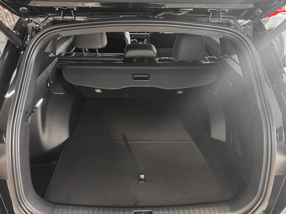 Geely Monjaro Люкс (2023-2025), черный