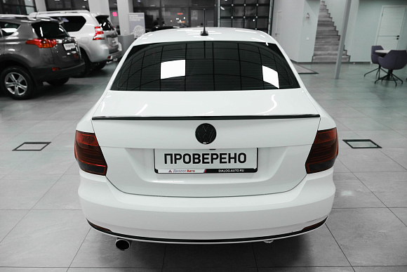 Volkswagen Polo Life, 2017 года, пробег 129000 км