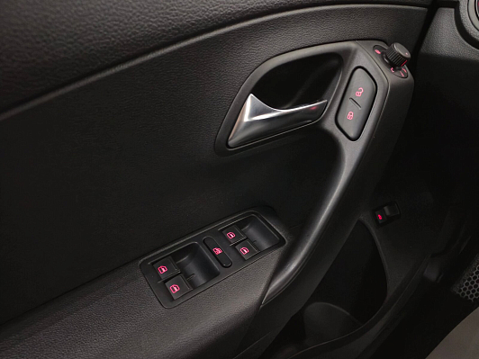 Volkswagen Polo Allstar, 2016 года, пробег 155524 км