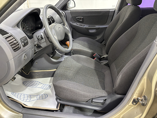 Hyundai Accent, 2005 года, пробег 345044 км