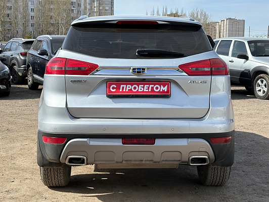 Geely Atlas Luxury, 2021 года, пробег 30000 км