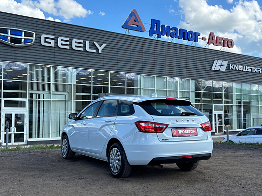 Lada (ВАЗ) Vesta Comfort, 2021 года, пробег 125444 км